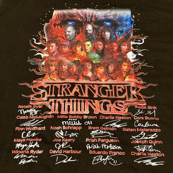 Stranger Things Season 3 All Character Signatures Shirt Unisex Heavy Cotton Tee - Picture 4 of 8